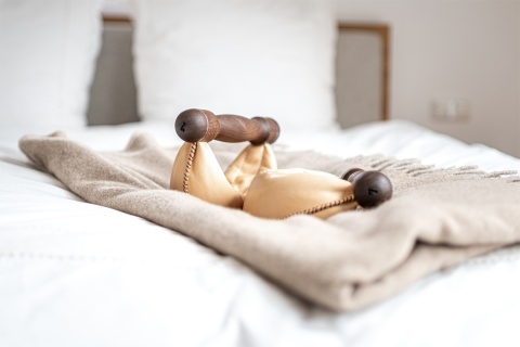 Hantle NOHRD SwingBell 2-8 Kg ze stojakiem Tower Oak Dąb Skóra